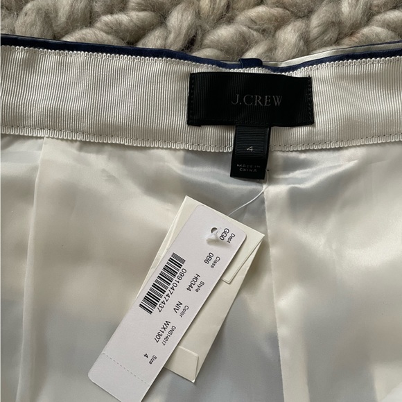 NWT J.Crew Size 4 Satin Striped Shorts - Picture 4 of 4